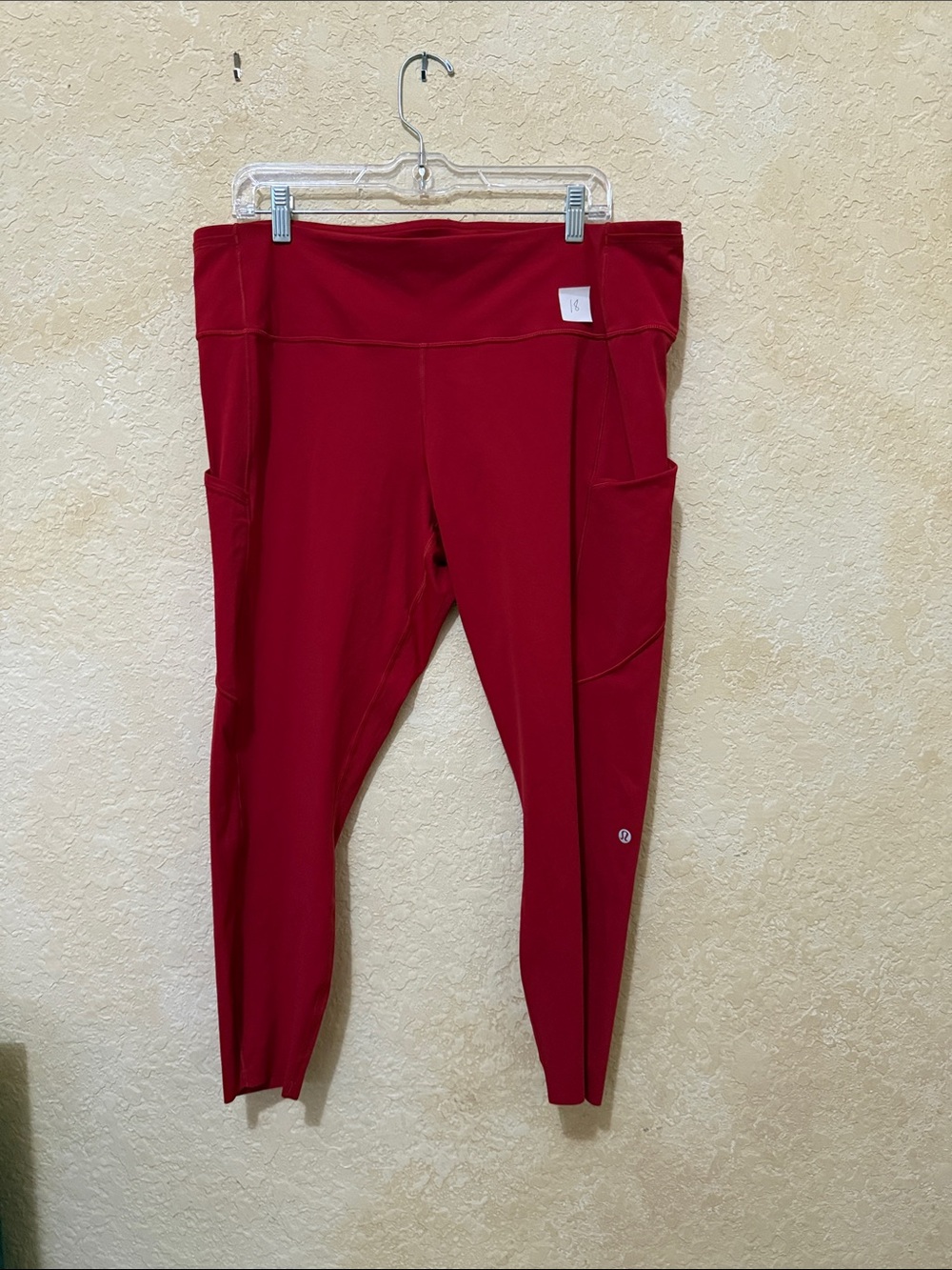 Lululemon NWOT leggings size 18